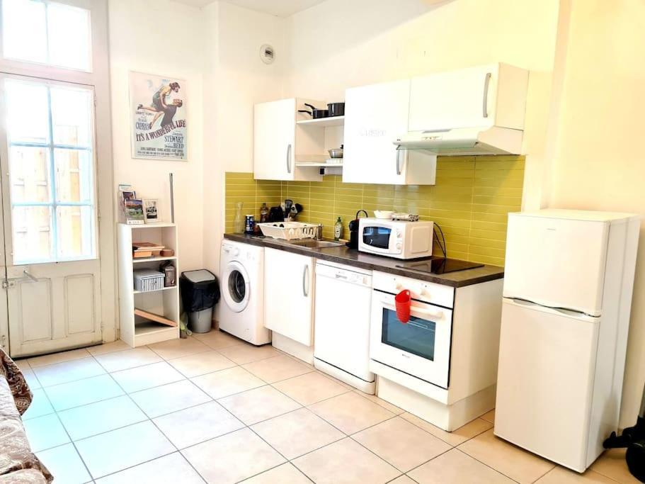 Appartement 4 Voyageurs Avec Terrasse - Wifi Carcassonne Ngoại thất bức ảnh